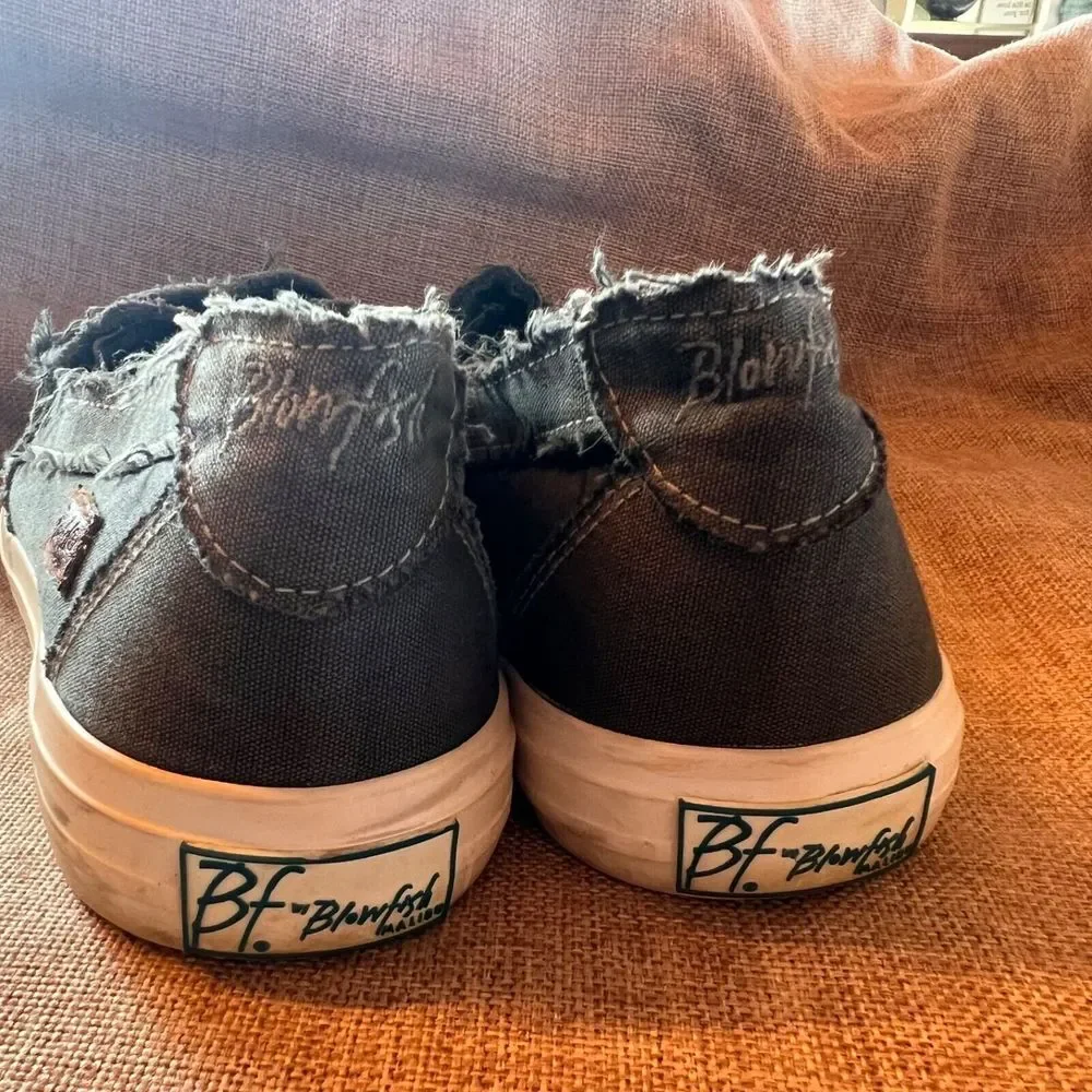 Blowfish slip sneakers